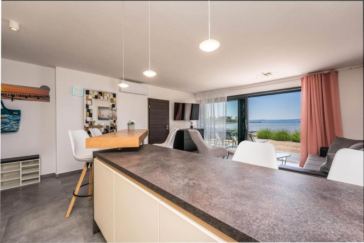 פריבלאקה Jamc Dream Familientraum Direkt Am Meer Mit Beheiztem Pool מראה חיצוני תמונה